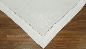 Obrus haftowany lnianopodobny 150/260 Biały